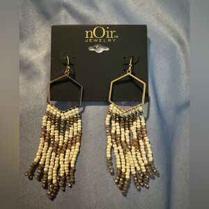NWT nOir Jewelry Beaded Dangle Earrings